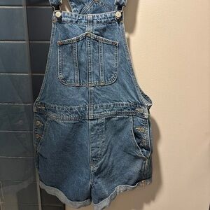 Old Navy Blue Denim Women's Shorts